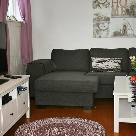 Four-bedroom Holiday In Ramberg 1 * Sund (Nordland)